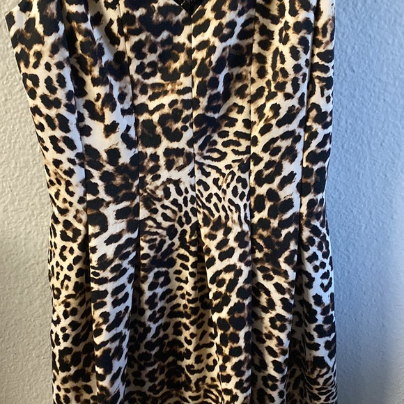 Vince Camuto cheetah print cocktail dress - Picture 4 of 7